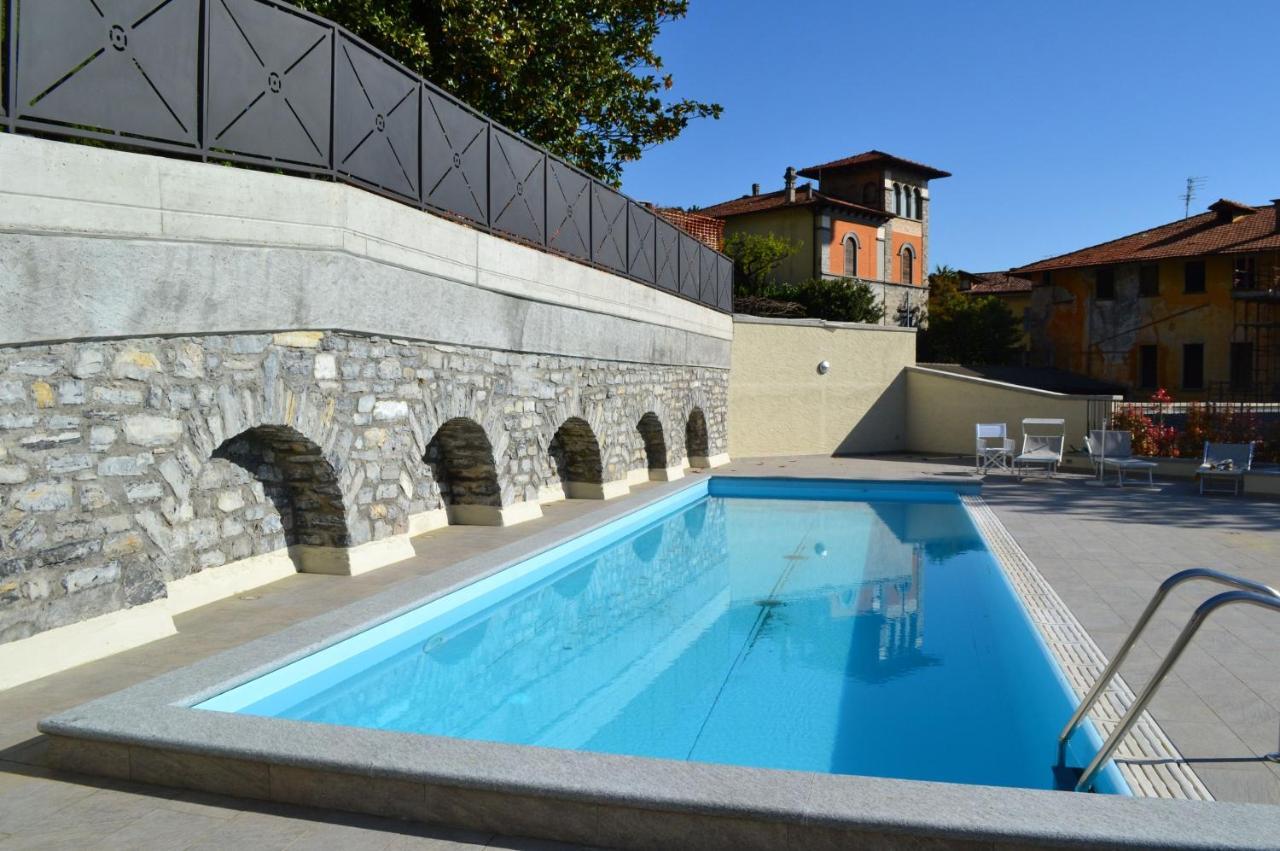 Lake Como, Beautiful Palazzo apartment, lake view Menaggio Buitenkant foto